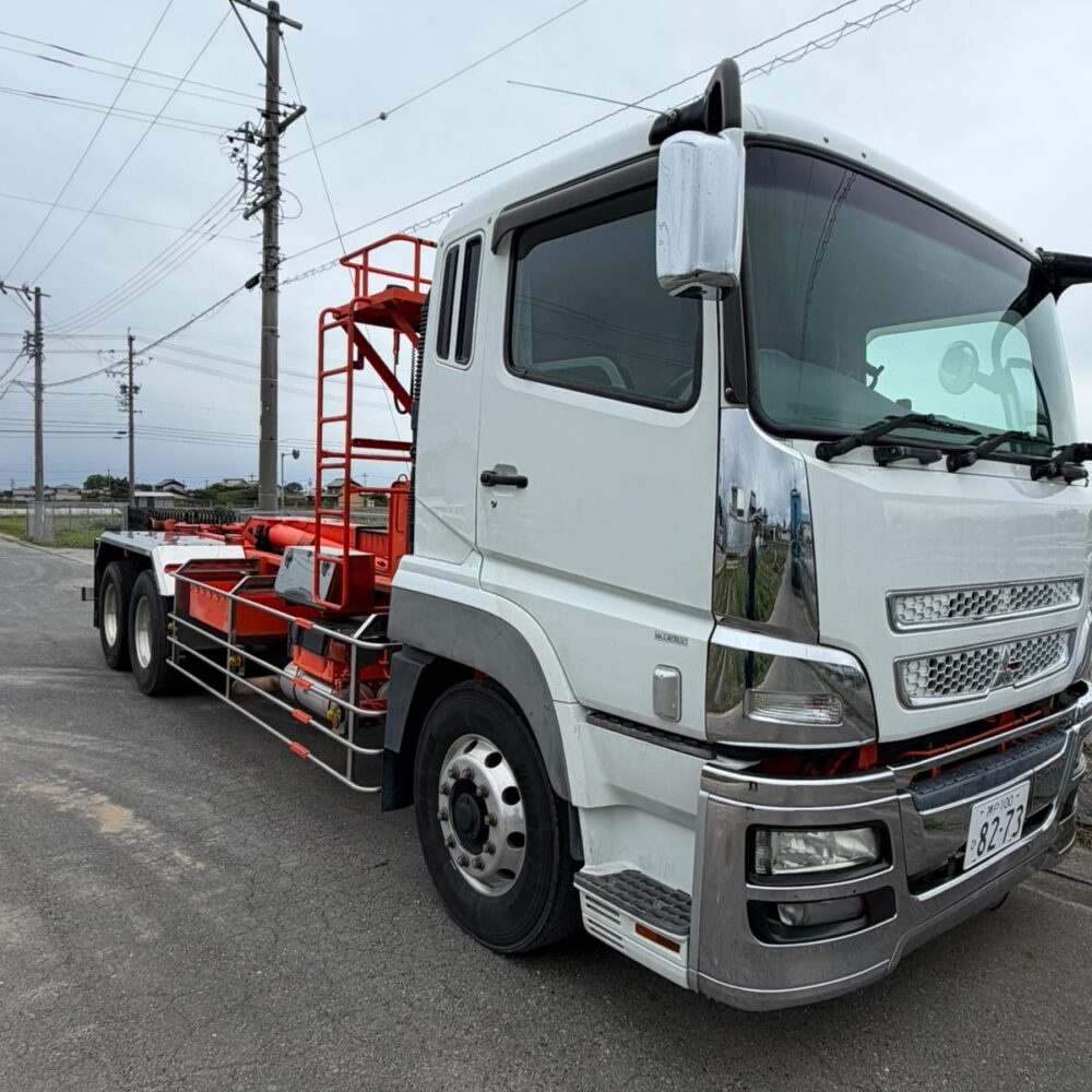 Fuso Super Great Aamroll